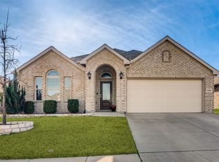 9329 Flying Eagle Ln, Fort Worth, TX 76131