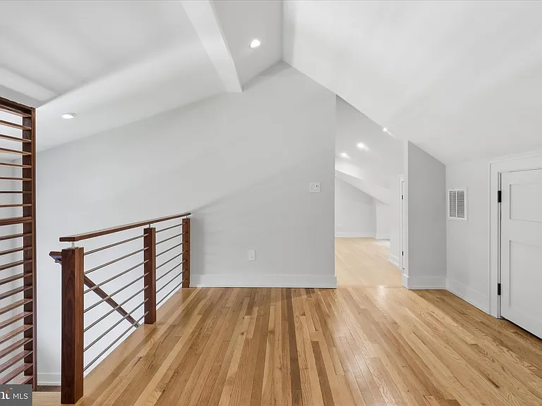 5921 Chesterbrook Rd — Photo 41