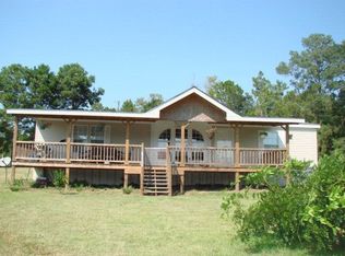 30 Rebel Hill Dr, Carriere, MS 39426