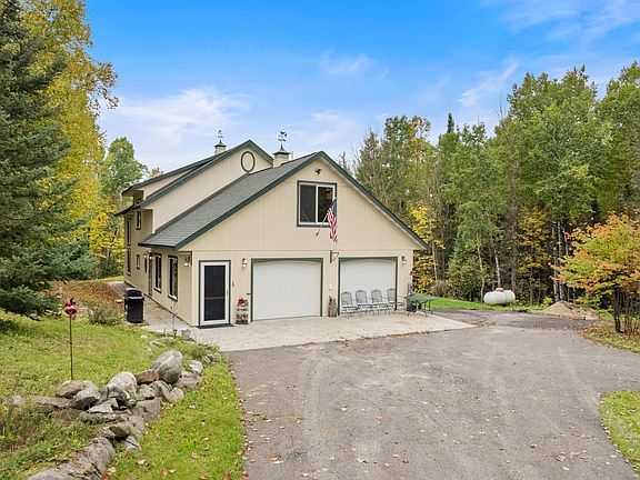 4th image of 3300 Breezy Point Rd