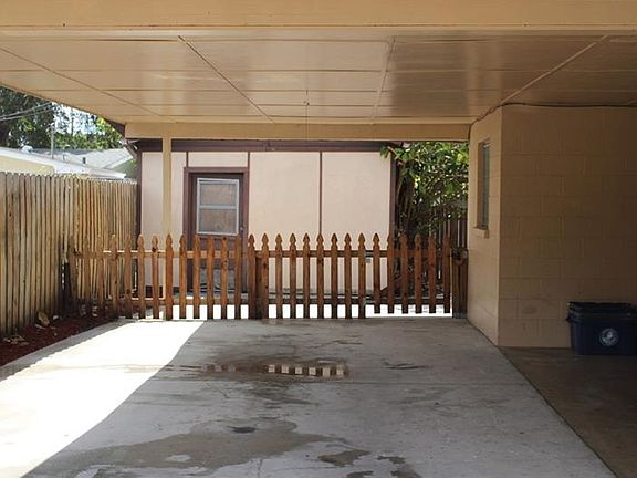 5th image of 2934 Louise St