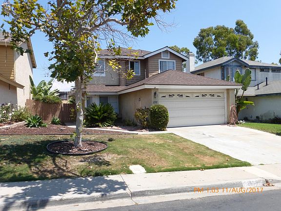 2nd image of 2559 Manzana Way