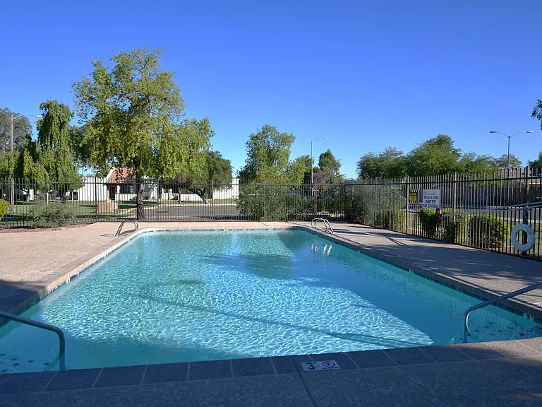 875 S Nebraska St — Photo 22