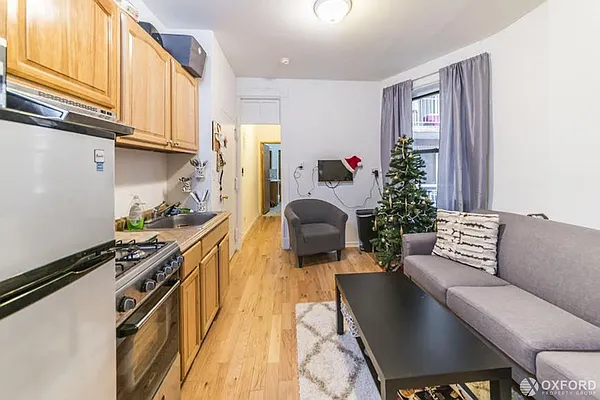 Rented by Oxford Property Group | media 34