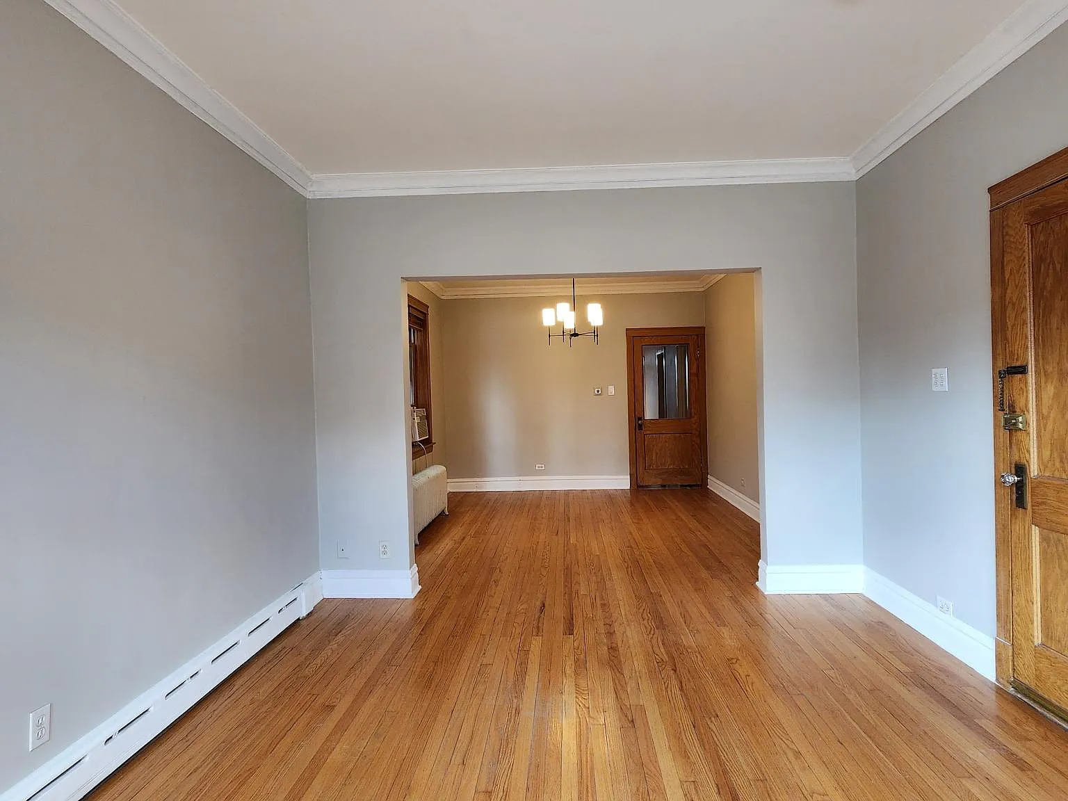 2238 Ridgeland Ave — Photo 4