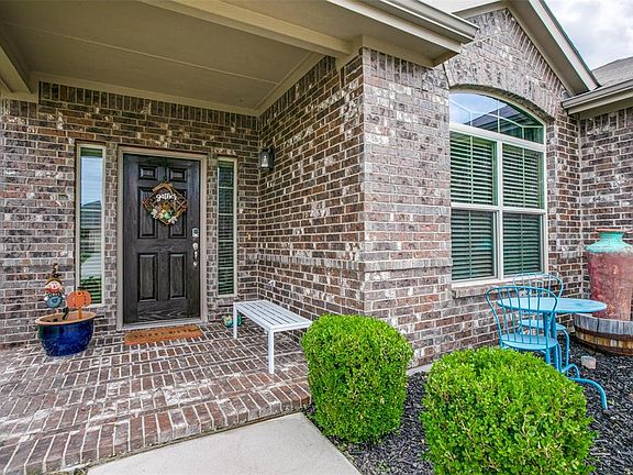 3rd image of 14020 Silkwood Dr