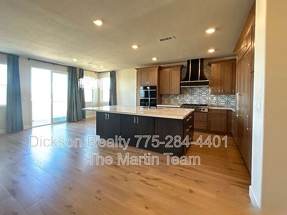 3rd image of 2911 Giovanni Dr