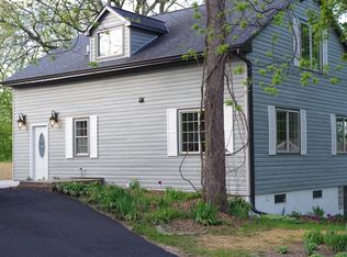 30428 Beach View Ln, Waterford, WI 53185