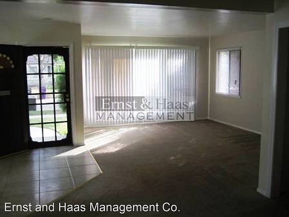 2nd image of 4739 Lorelei Ave