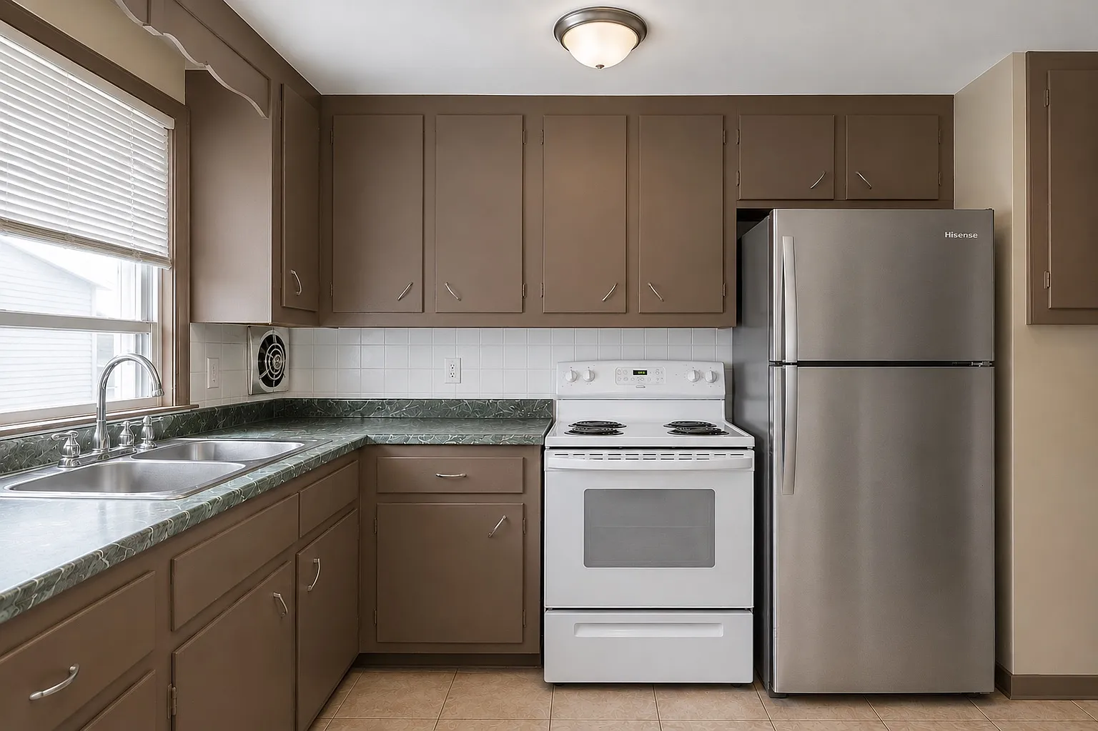 1 bed, 672 sqft, $1,800 — Photo 3