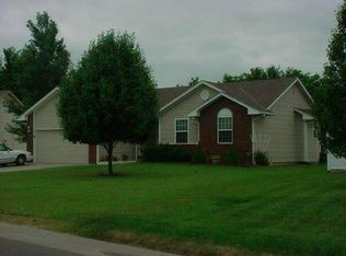 215 Post Rd, El Dorado, KS 67042