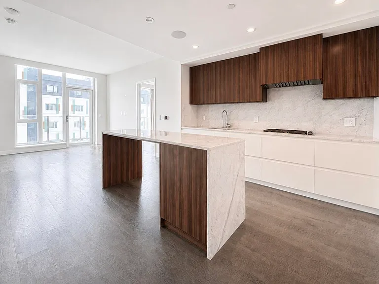 7418 Paulson St #709 — Photo 3