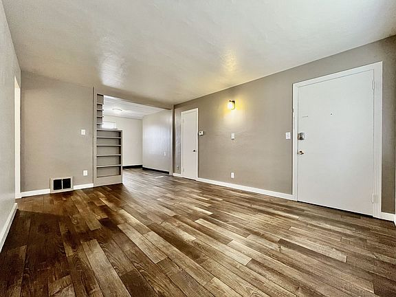 3rd image of 2278 Nelson Ave SE APT C
