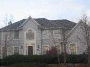 4205 NE Courtney Dr, Lees Summit, MO 64064