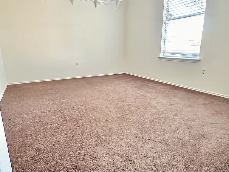 7217 Ashbourne Way — Photo 9