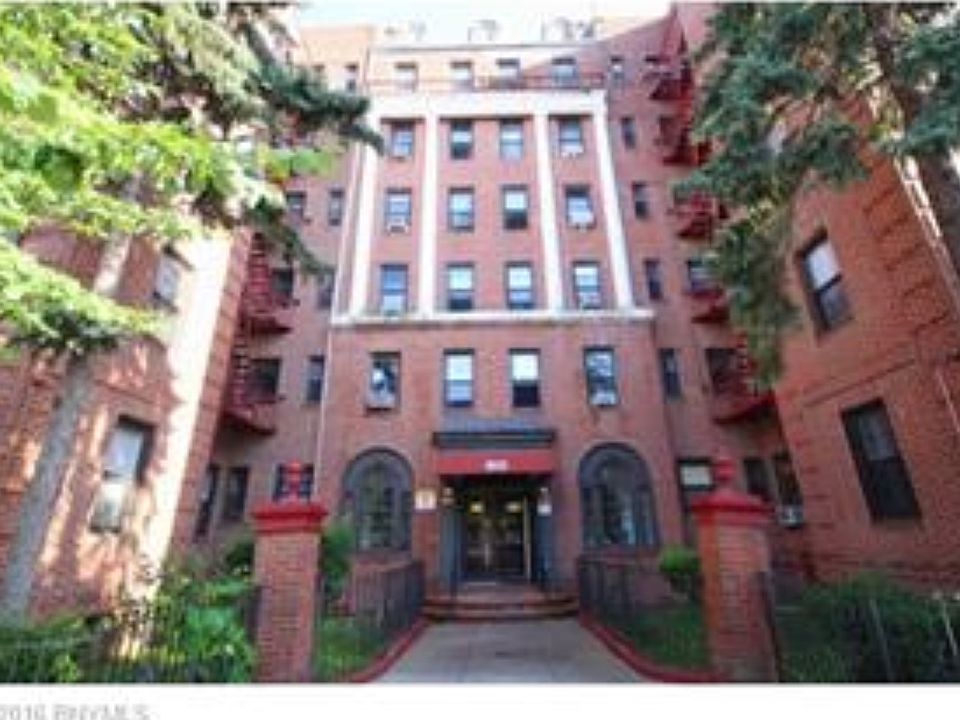 2nd image of 80 Avenue P APT F3