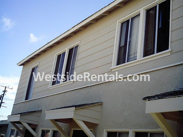 2nd image of 233 E Spruce Ave APT E