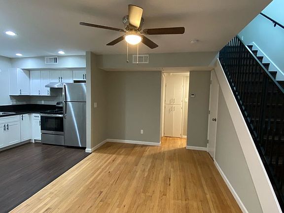 4th image of 2224 O St APT 4