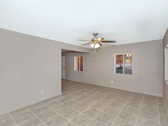 3rd image of 410 S 23rd Ave