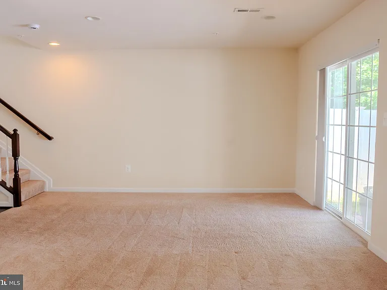 726 Millhouse Dr — Photo 13