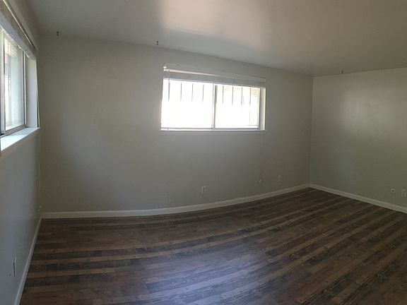 4th image of 1531 S Green St #1