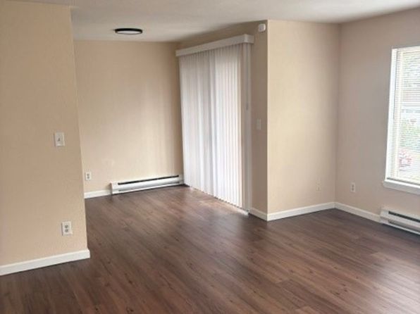 222 SW 154th St APT 7
