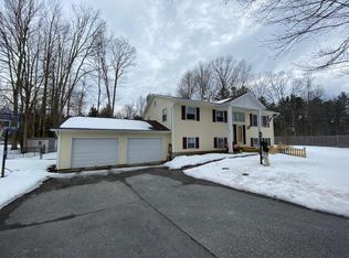 47 Greenbriar Dr, Essex Jct, VT 05452