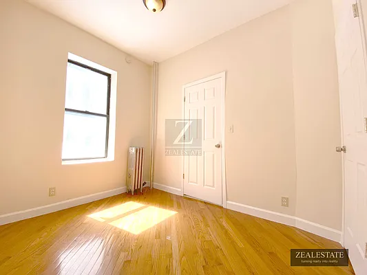 Rented by ZealEstate Group Inc | media 33