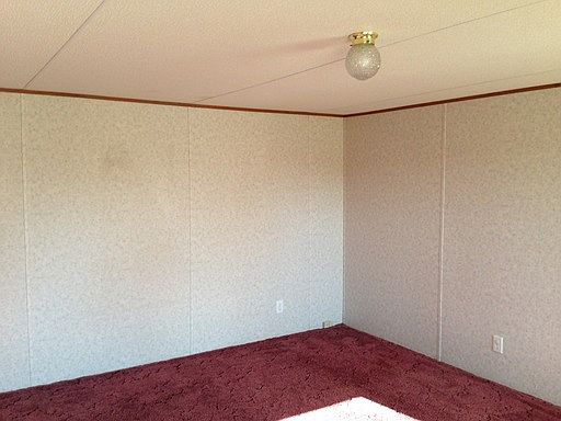 5th image of 6322 Pine Lake Cir
