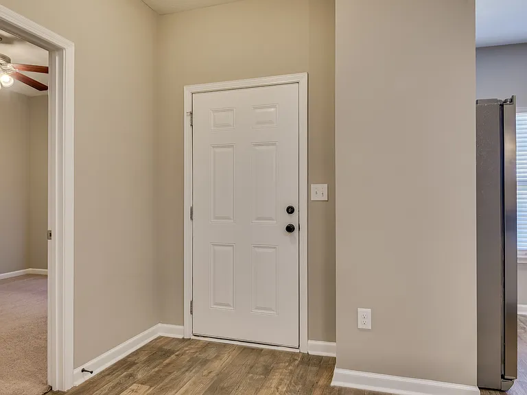 205 Old Berzelia Rd — Photo 16