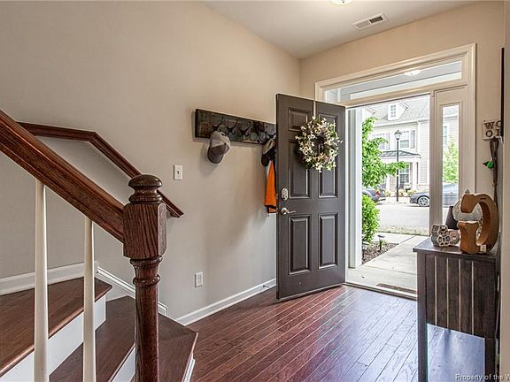 3rd image of 4011 Prospect St