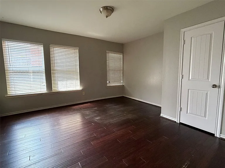 2414 Eagle St #B — Photo 7