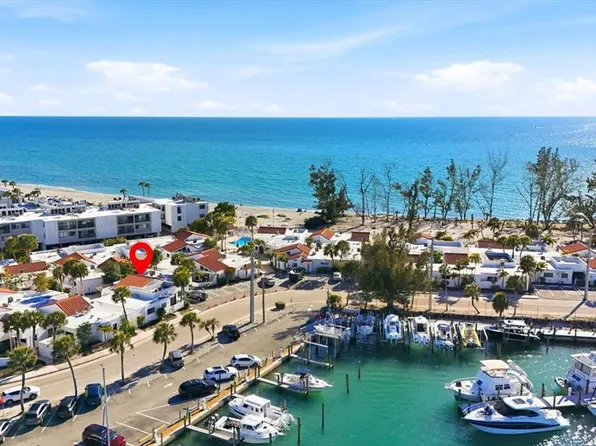 1585 Tarpon Center Dr APT 29, Venice, FL 34285