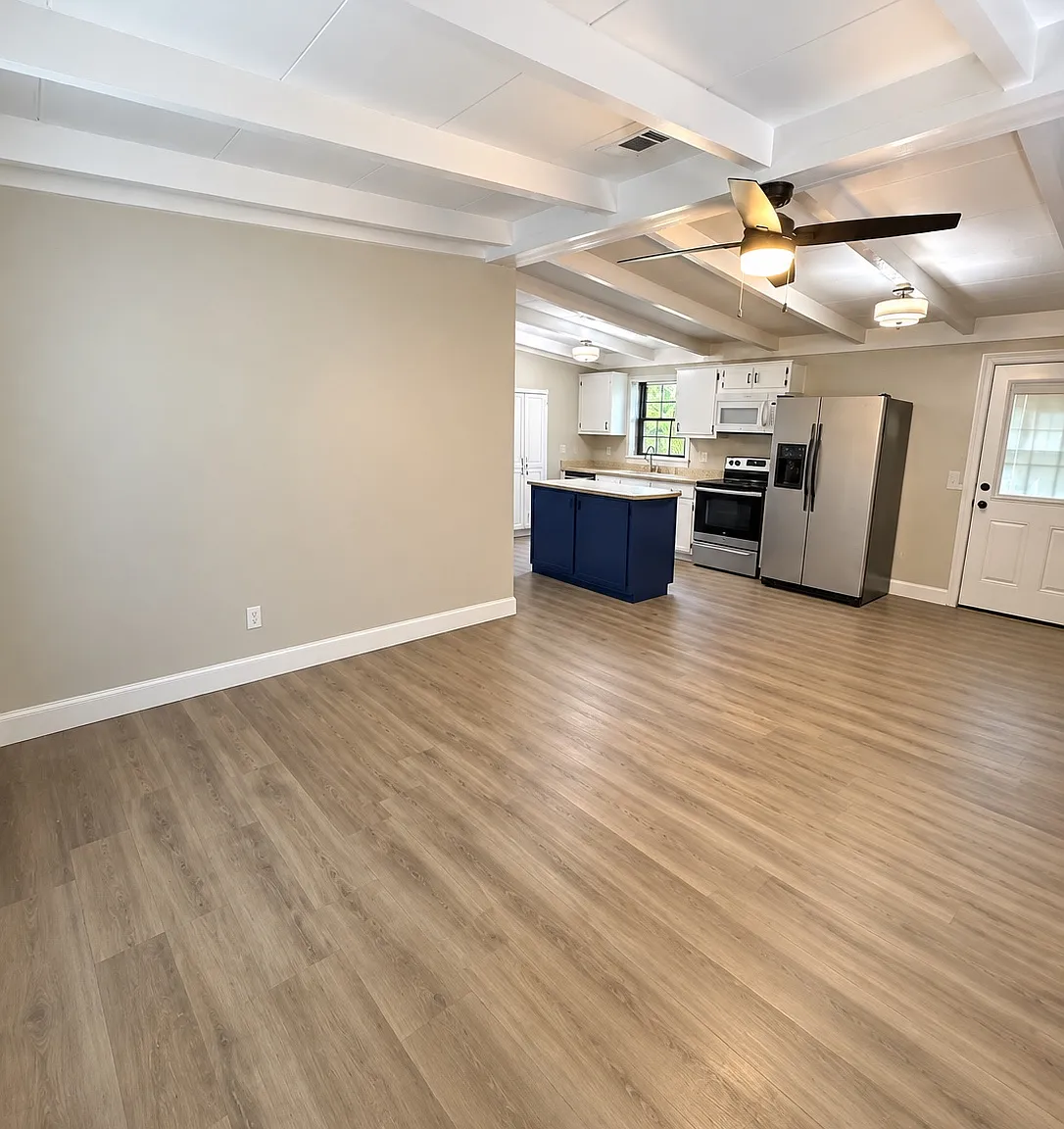 3 bed, $1,500 — Photo 3