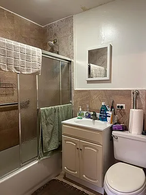 Rented by 18 REALTY | media 7