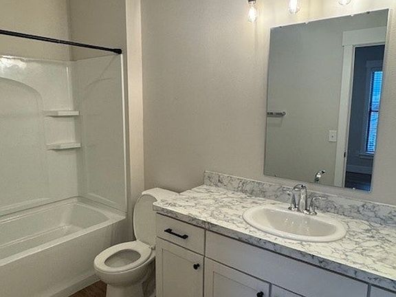 5th image of 1605 Annafeld Pkwy E #302