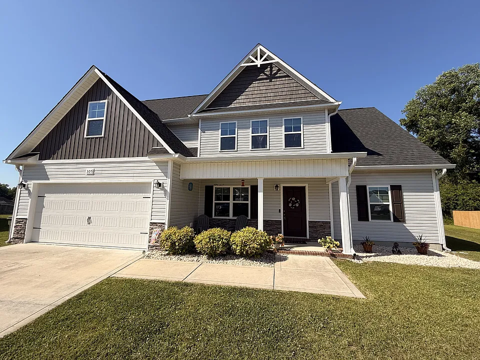 305 Agatha Ct