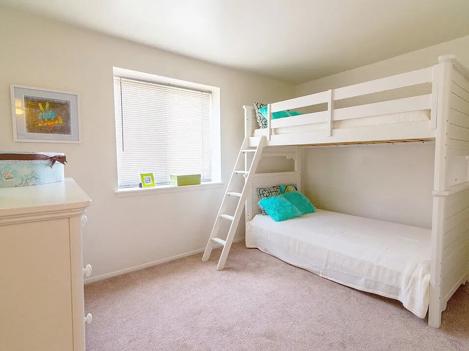 Gateway Townhomes — Photo 2