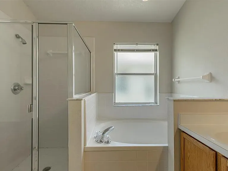 10209 Merrimac Manor Dr — Photo 9