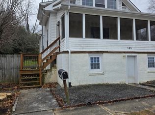 108 W K St, Elizabethton, TN 37643