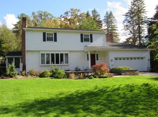 3 Fernleigh Dr, Cooperstown, NY 13326