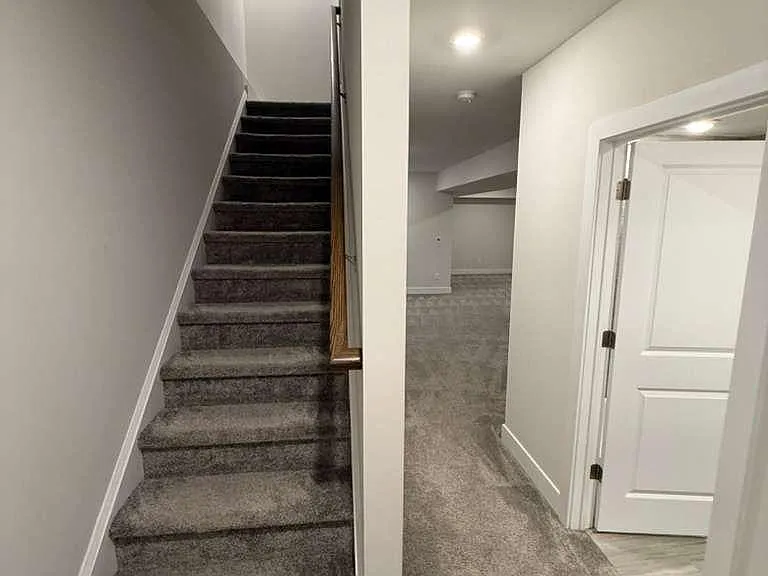 704 Peony Ln — Photo 64