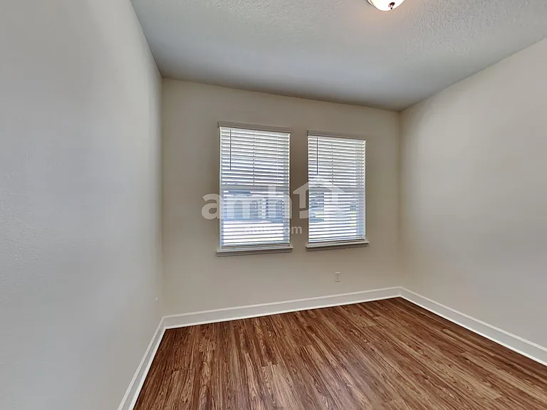 2463 Ixora Ct — Photo 16