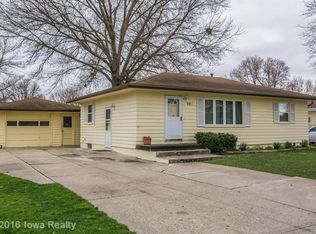 902 E Euclid Ave, Indianola, IA 50125
