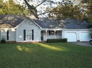 102 Lancaster Ct, Dothan, AL 36305
