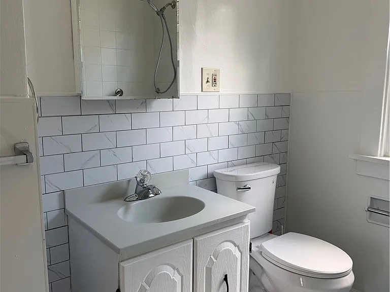 167 Taunton Pl — Photo 11