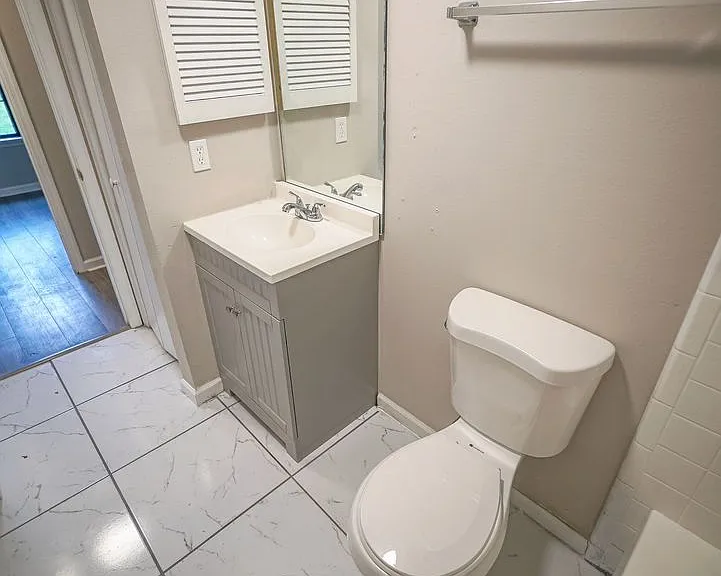 8407 Lenova Ln — Photo 24