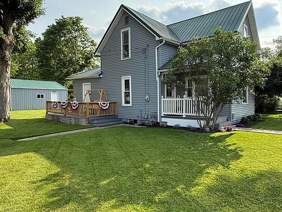 3rd image of 400 Maplewood Ave