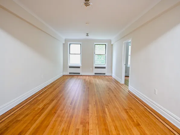 160 East Third Street 2F image 3 of 33