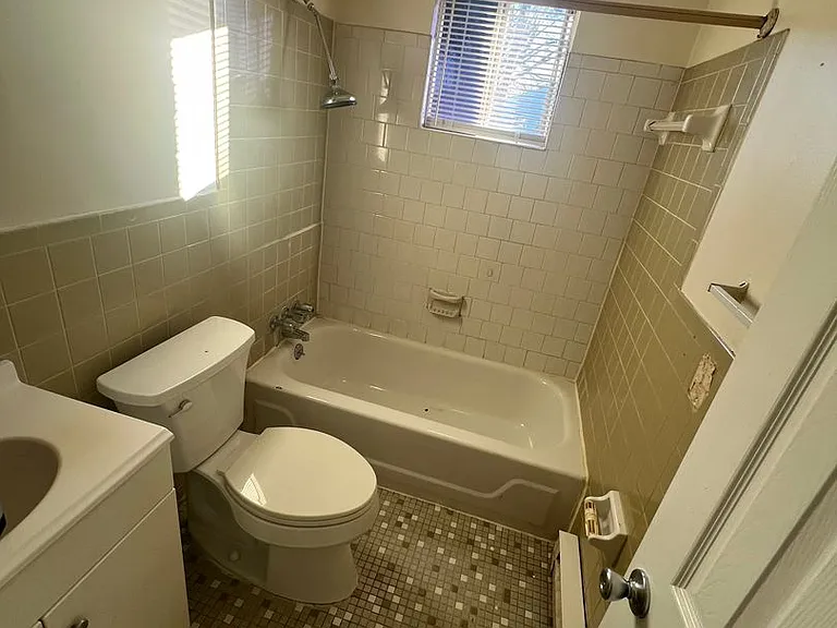 8029 Redmon Rd #A — Photo 10